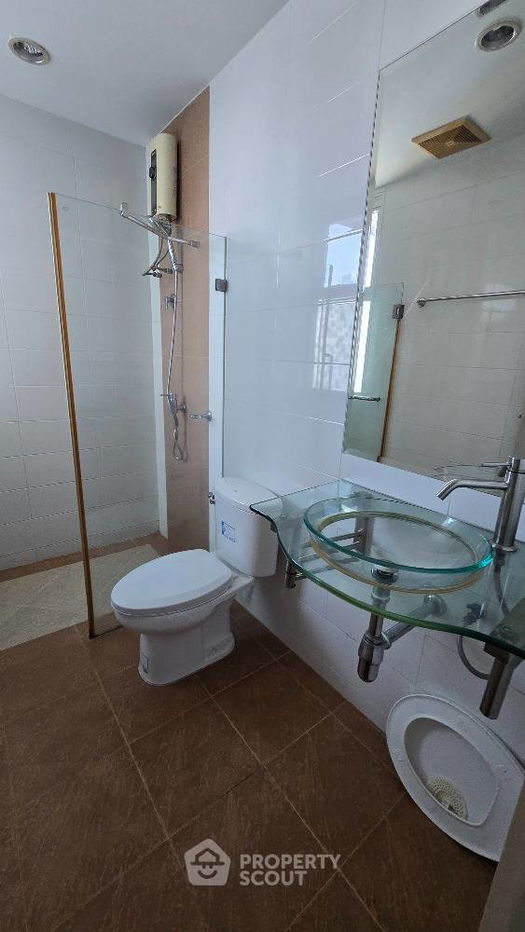 picture 1-BR Condo at The Complete Rajprarop near ARL Ratchaprarop (ID 2021556) - 15/28