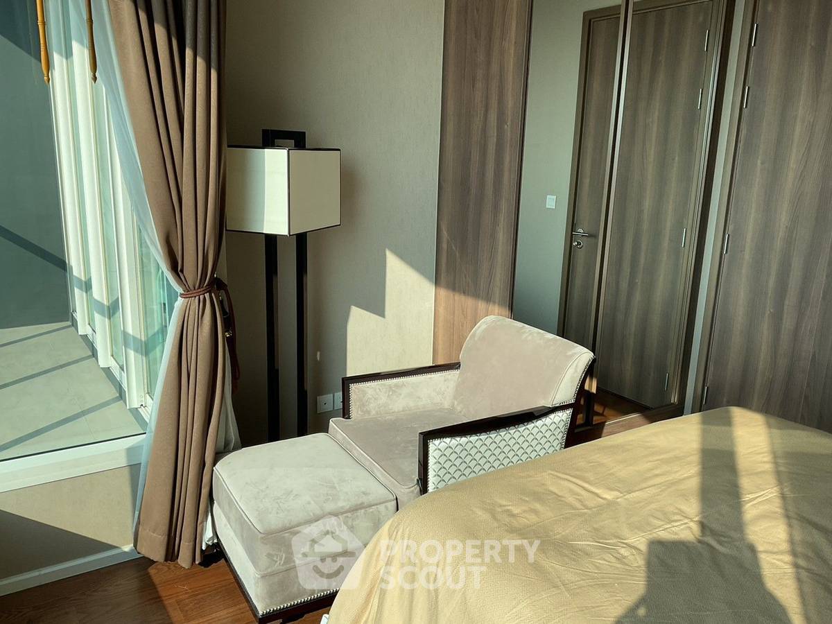 picture 2-BR Condo at Menam Residences in Wat Phraya Krai (ID 1176771) - 13/17