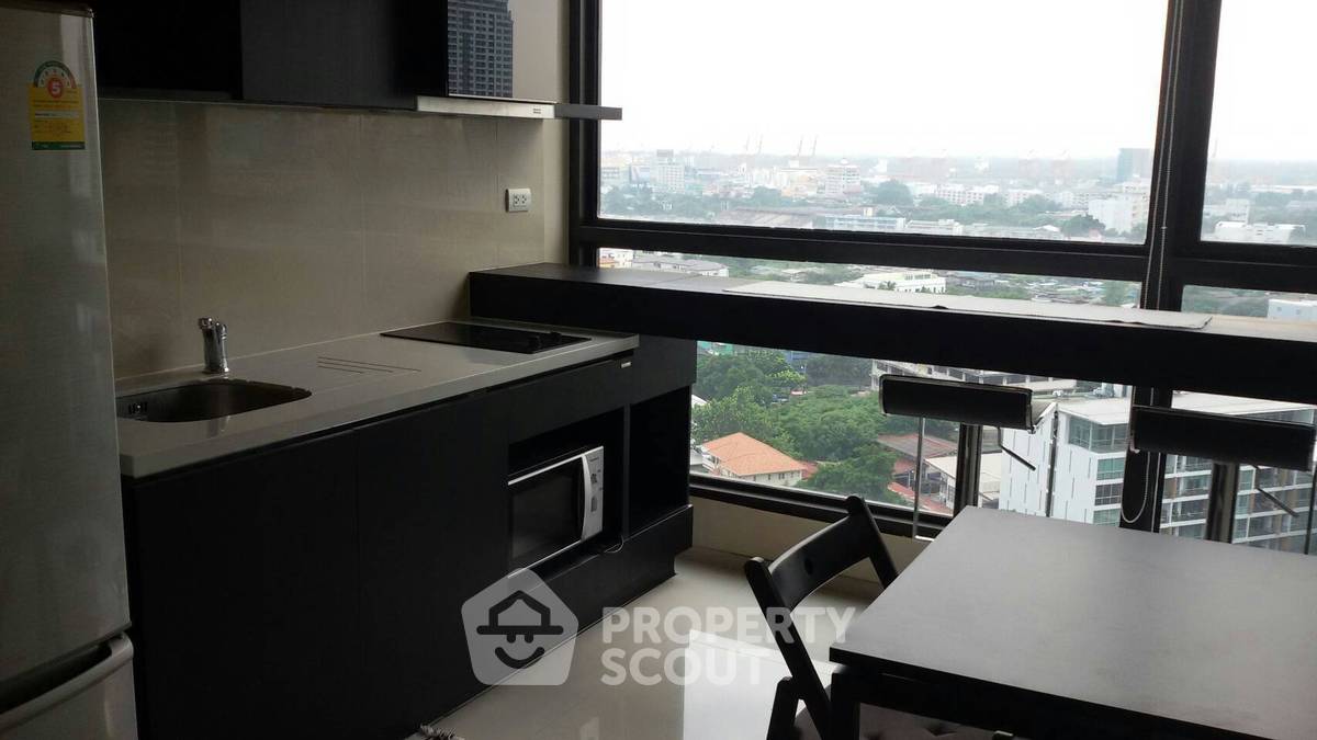 picture 1-BR Condo at Rhythm Sukhumvit 44/1 near BTS Phra Khanong (ID 886554) - 1/4