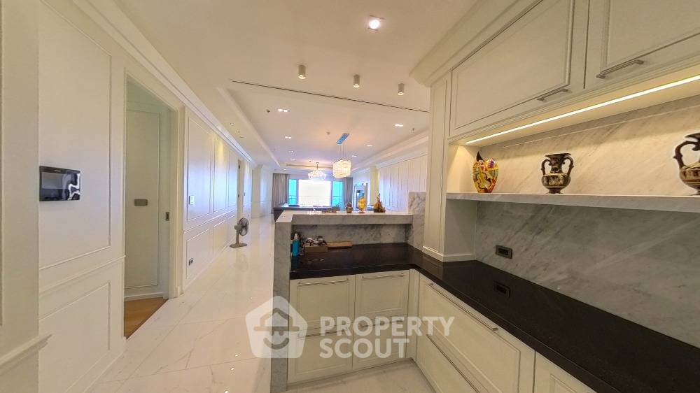 picture 3-BR Condo at Supalai Prima Riva Rama 3 - Narathiwas in Chong Nonsi (ID 1541944) - 3/12