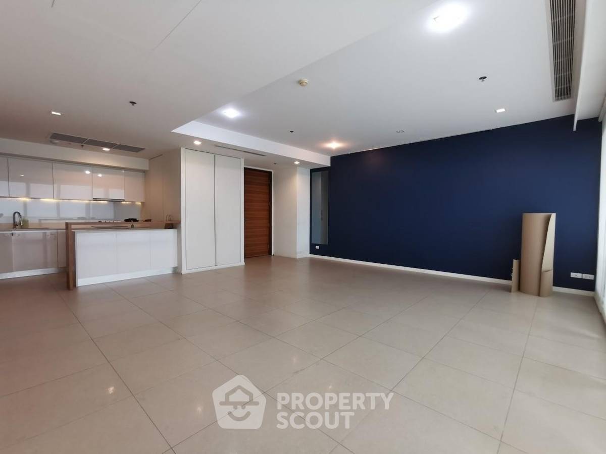 รูป คอนโด 3-ห้องนอน ที่ เดอะ ริเวอร์ คอนโดมิเนียม ใกล้ BTS สะพานตากสิน (ID 621117) - รูปที่ 8/13