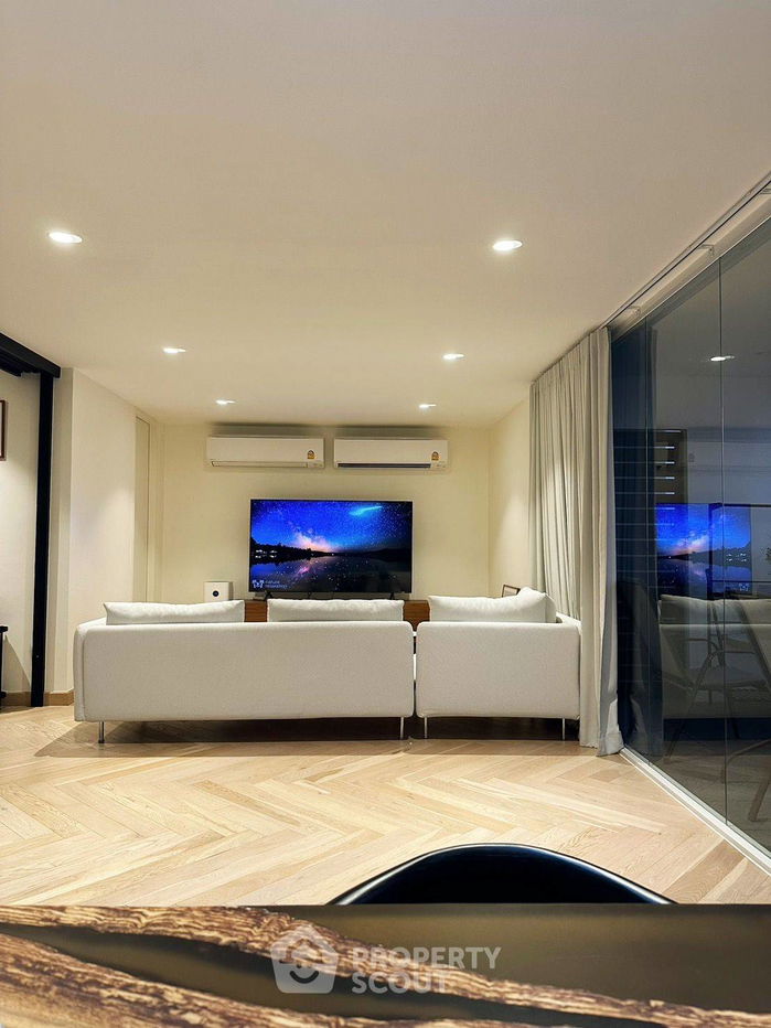 picture 2-BR Condo at D.S. Tower 2 Sukhumvit 39 Condominium near MRT Sukhumvit (ID 1522486) - 10/15