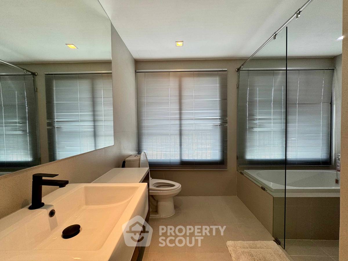 picture 3-BR Condo at Noble Remix near BTS Thong Lor (ID 2059264) - 22/29