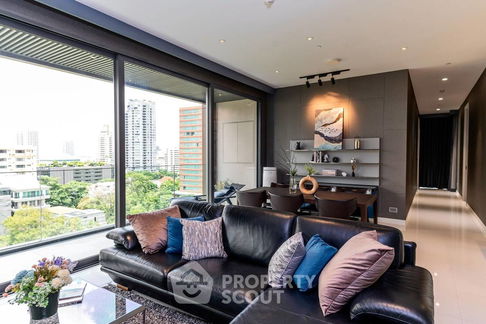 2-BR Condo at Vittorio Sukhumvit 39 near BTS Phrom Phong (ID 1447225)