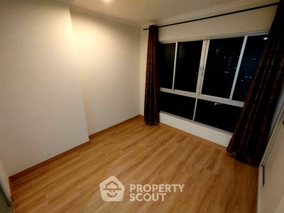 Condos for sale BTS Thong Lo (Thong Lor) : 1-BR Condo at Lumpini Place Rama 4 Kluaynamthai near BTS Ekkamai (ID 2145823)