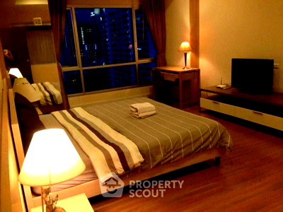 Condos for rent : 15th-Floor 1-BR The Trendy Condominium Near BTS Nana (ID 1539891)