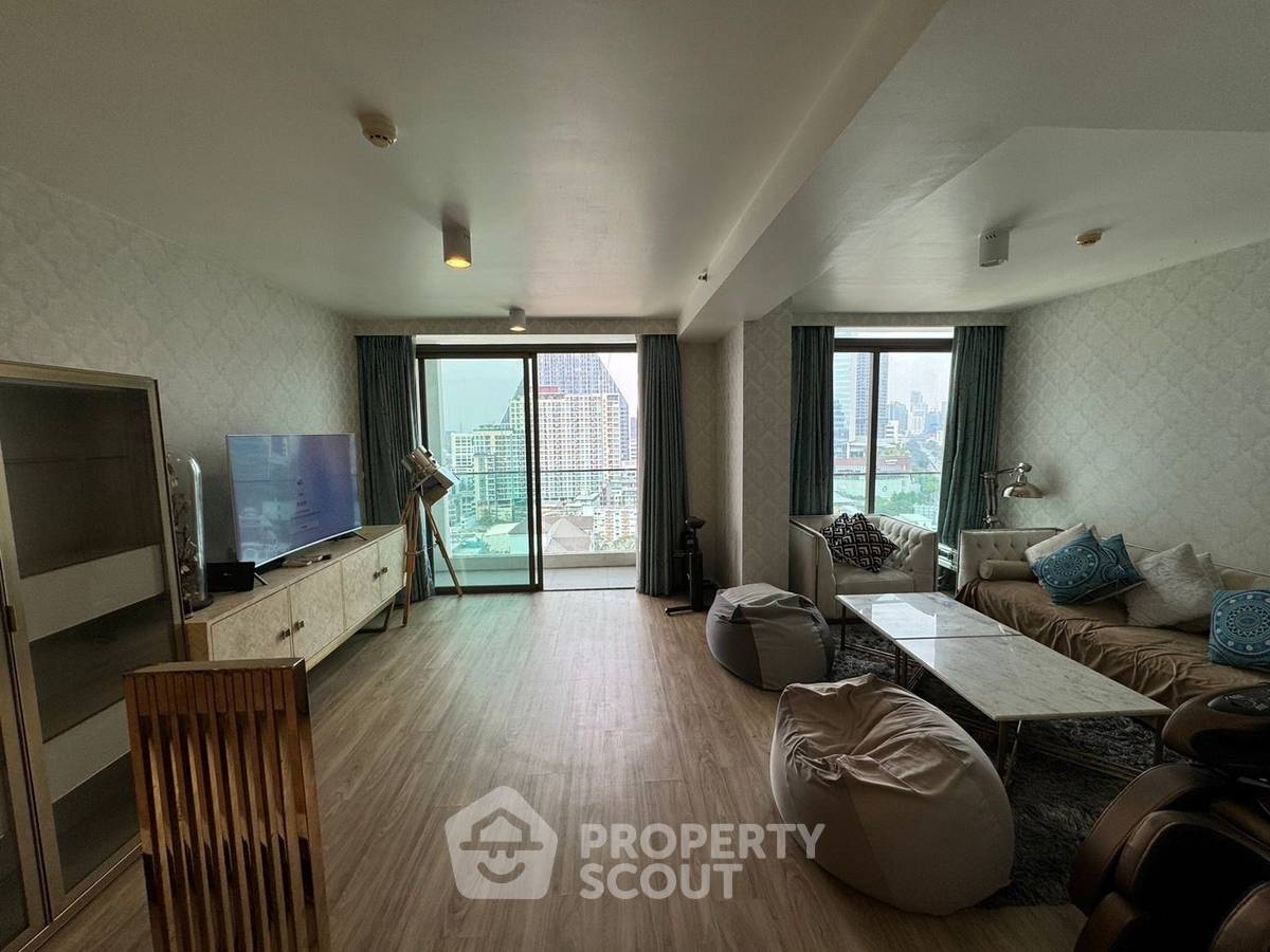 picture 2-BR Condo at Siamese Surawong near MRT Sam Yan (ID 1502421) - 1/16