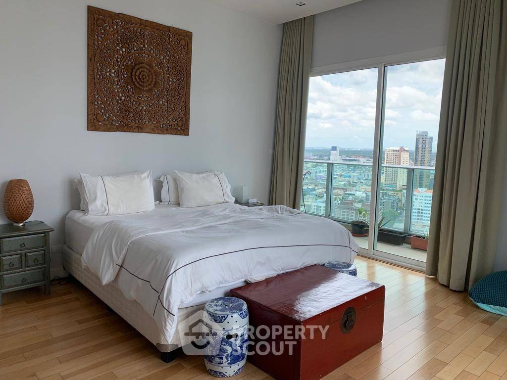 picture 3-BR Condo at Millennium Residence @ Sukhumvit Condominium near BTS Phrom Phong (ID 515324) - 6/16