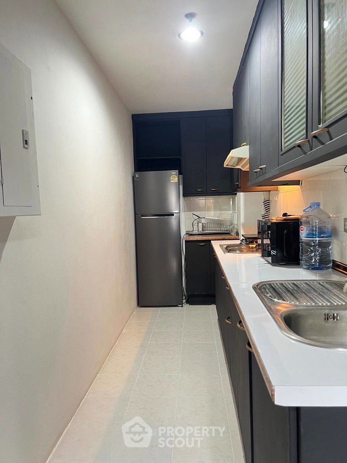 picture 2-BR Condo at Wittayu Complex near BTS Phloen Chit (ID 1879171) - 3/5