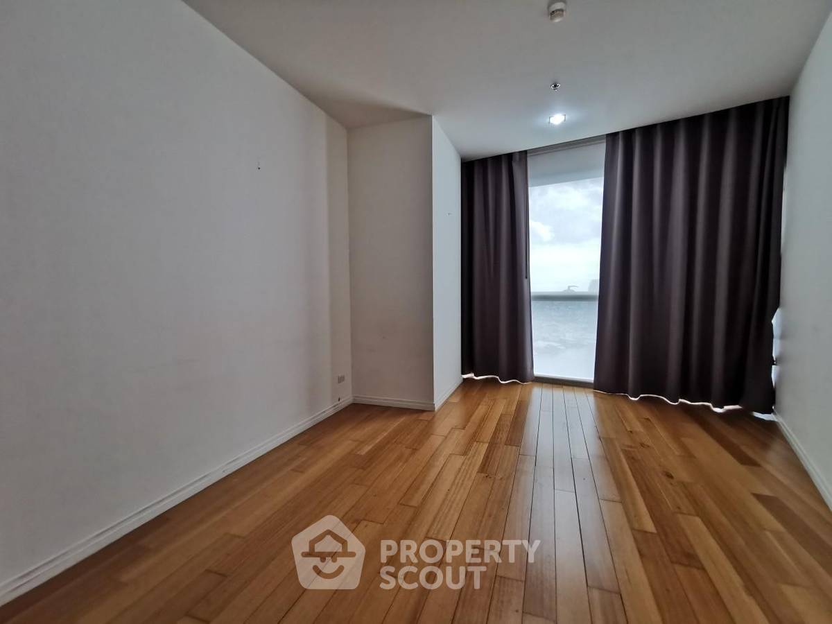 รูป คอนโด 3-ห้องนอน ที่ เดอะ ริเวอร์ คอนโดมิเนียม ใกล้ BTS สะพานตากสิน (ID 621117) - รูปที่ 5/13