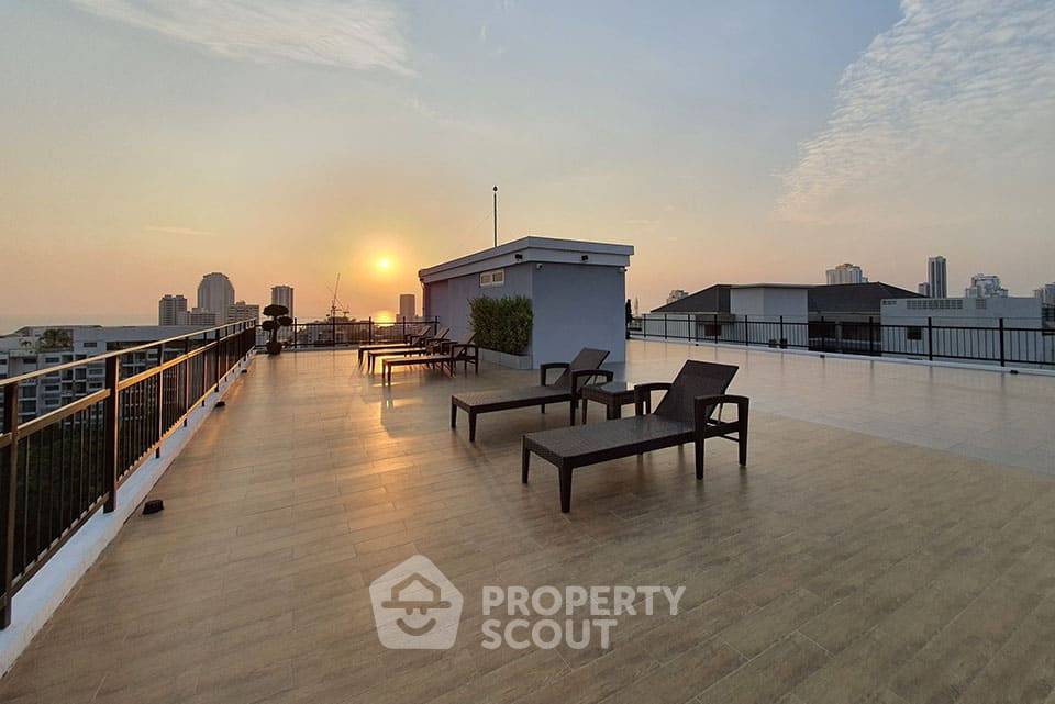 รูป คอนโด 1-ห้องนอน ที่ อิสธานัน คอนโด ใกล้ ถนนพระตำหนัก พัทยา (ID 1631809) - รูปที่ 2/9