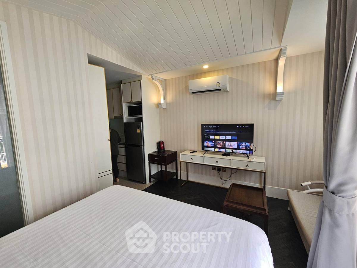 picture Studio Condo at Grand Florida Beachfront Pattaya close to Pattaya (ID 1883229) - 2/6