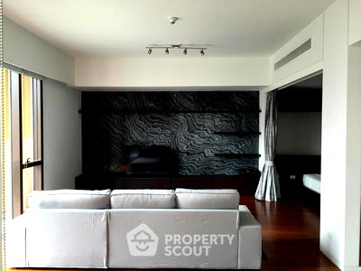 Condos for sale : 1-BR Condo at Hansar Bangkok Hotel near BTS Ratchadamri (ID 510805)