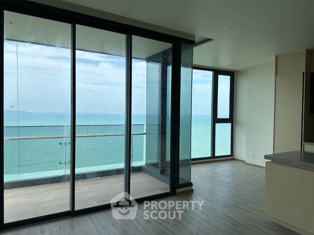 picture 2-BR Condo at AROM WONGAMAT close to Sanctuary of Truth (ID 1974675) - 10/15