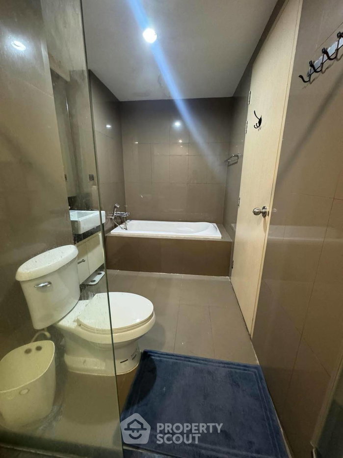รูป คอนโด 2-ห้องนอน ที่ สิริ ออน 8 สุขุมวิท 8 ใกล้ BTS นานา (ID 2080353) - รูปที่ 3/13