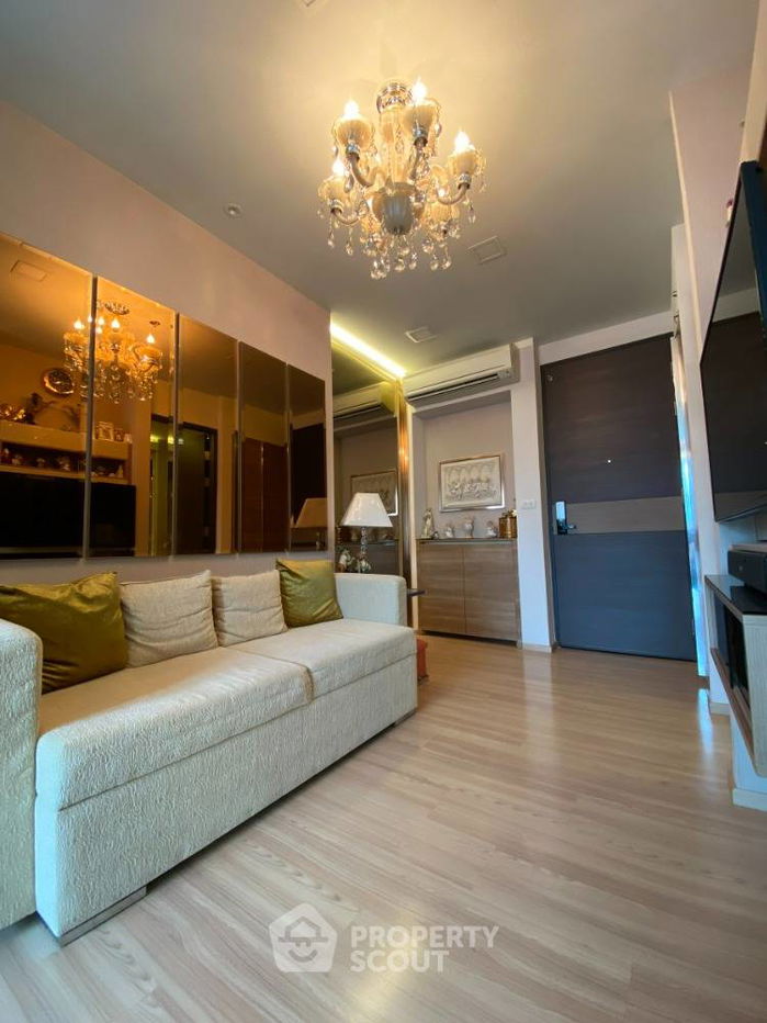 รูป คอนโด 1-ห้องนอน ที่ ริธึ่ม สาทร ใกล้ BTS สะพานตากสิน (ID 1615911) - รูปที่ 4/12