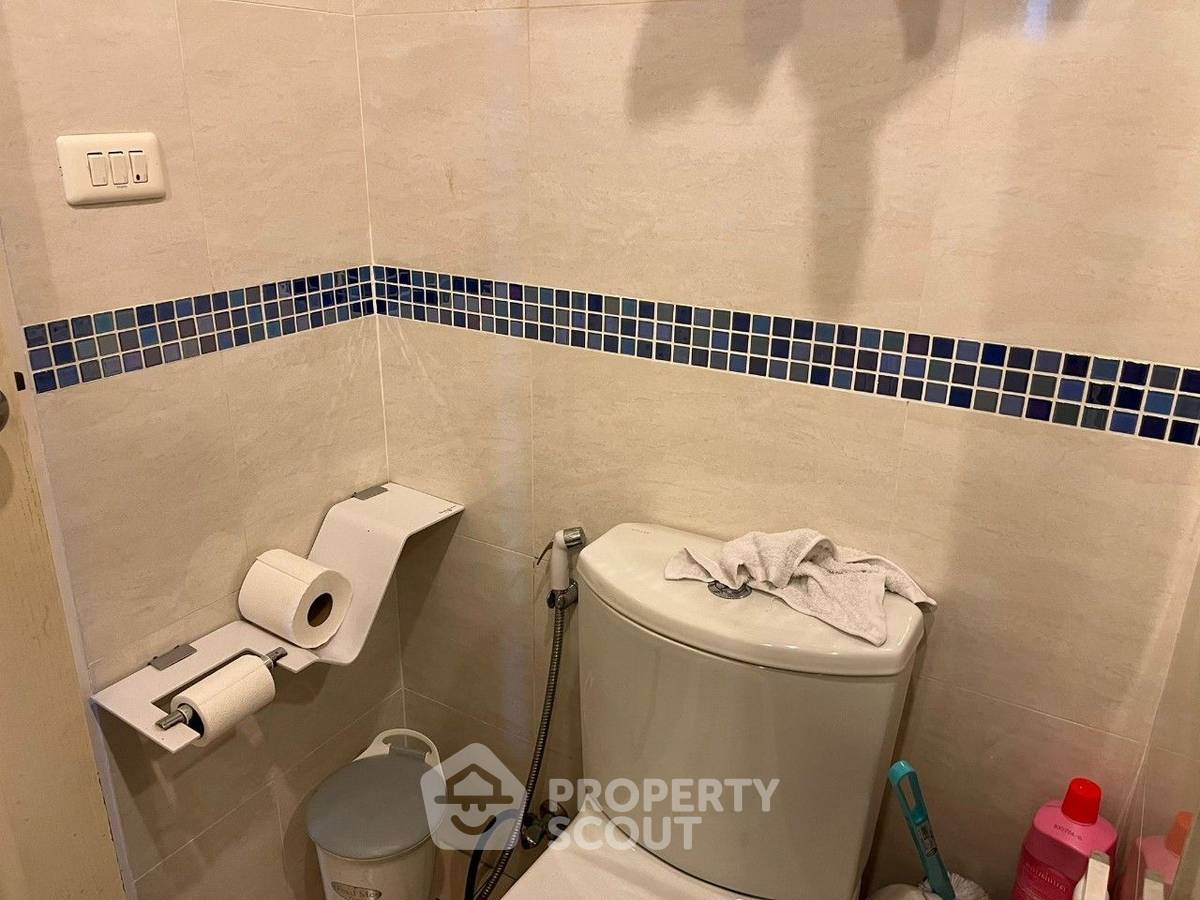 picture 1-BR Condo at Life @ Sukhumvit 65 near BTS Phra Khanong (ID 1945964) - 6/16