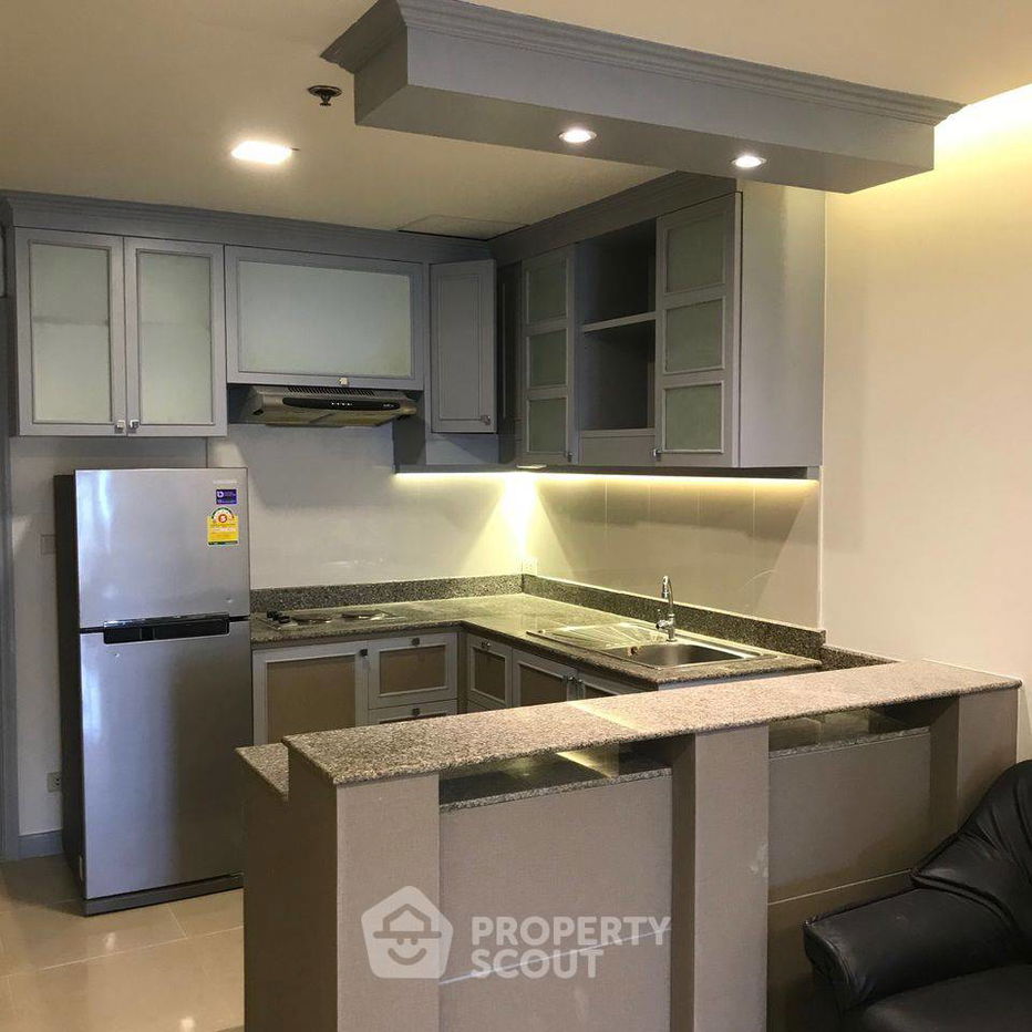 รูป คอนโด 1-ห้องนอน ที่ ณุศา สเตท ทาวเวอร์ คอนโดมิเนียม ใกล้ BTS สะพานตากสิน (ID 378726) - รูปที่ 8/8