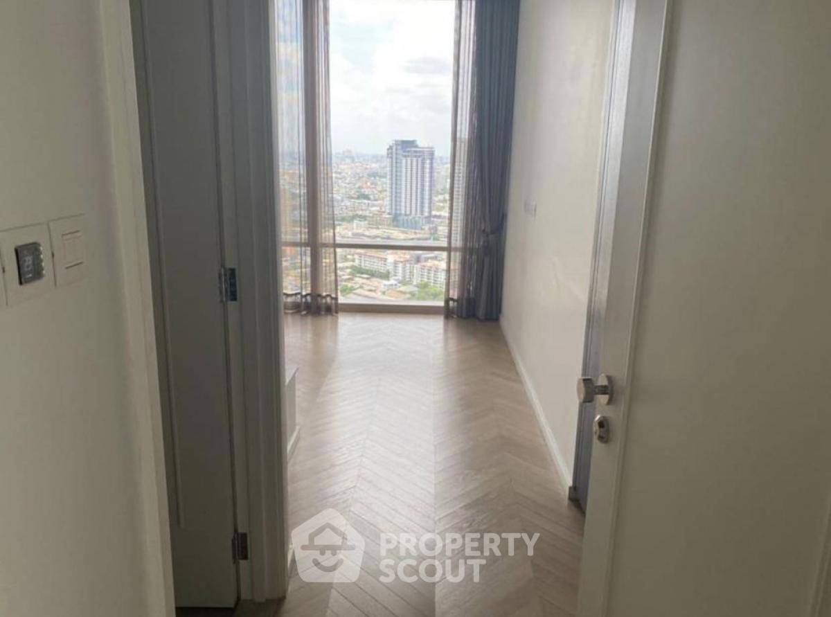 picture 2-BR Condo at Four Seasons Private Residences Bangkok near BTS Saphan Taksin (ID 1597817) - 5/6