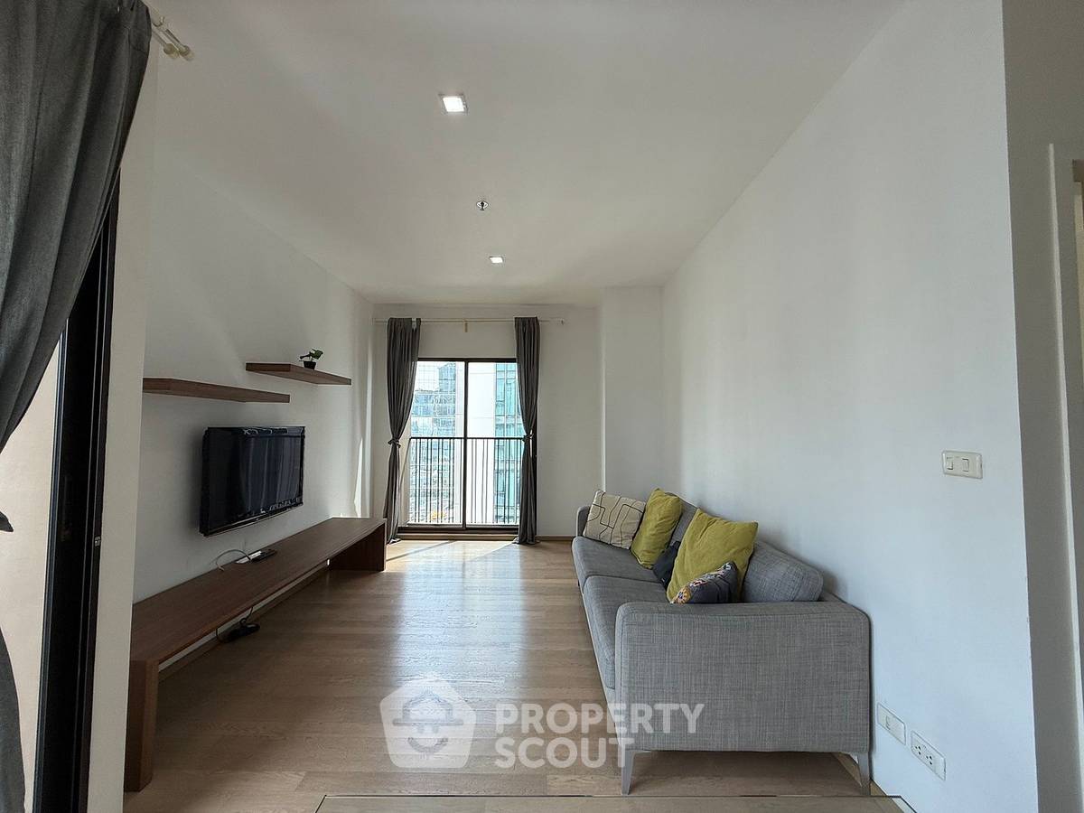 picture 2-BR Condo at Noble Refine Prompong near BTS Phrom Phong (ID 392836) - 7/16