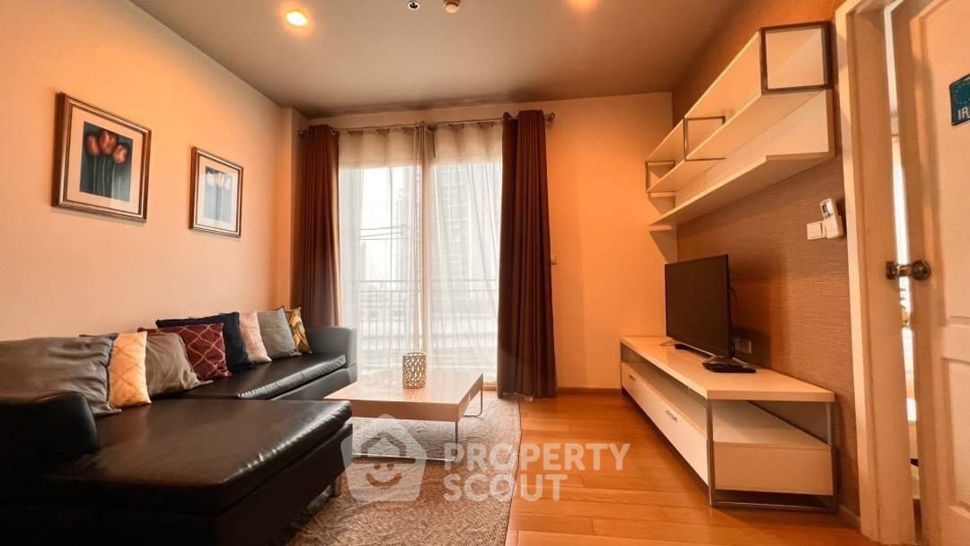 รูป คอนโด 1-ห้องนอน ที่ ไฮฟ์ สาทร ใกล้ BTS กรุงธนบุรี (ID 1918737) - รูปที่ 1/10