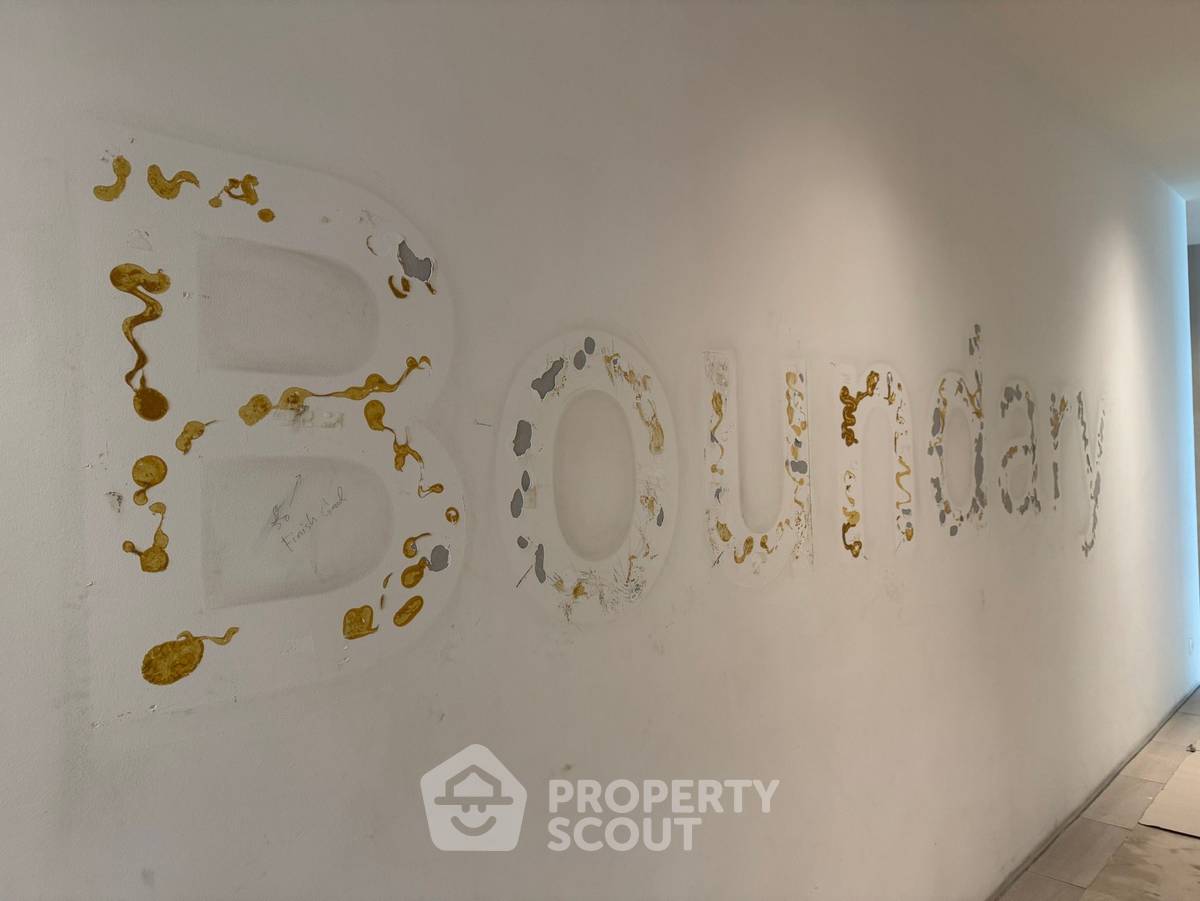 picture Studio Condo at The Strand Thonglor near BTS Thong Lor (ID 2138327) - 3/6