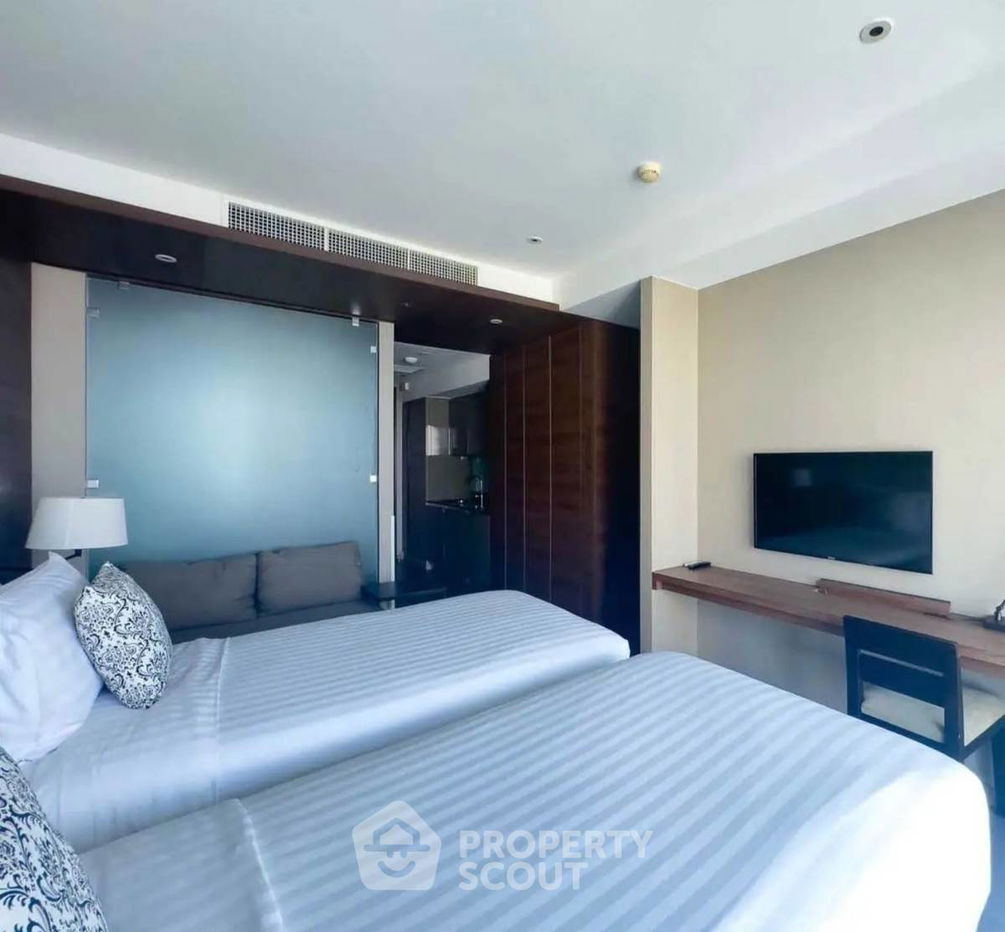 รูป คอนโด 2-ห้องนอน ที่ เดอะ ริเวอร์ คอนโดมิเนียม ใกล้ BTS สะพานตากสิน (ID 2043961) - รูปที่ 12/13