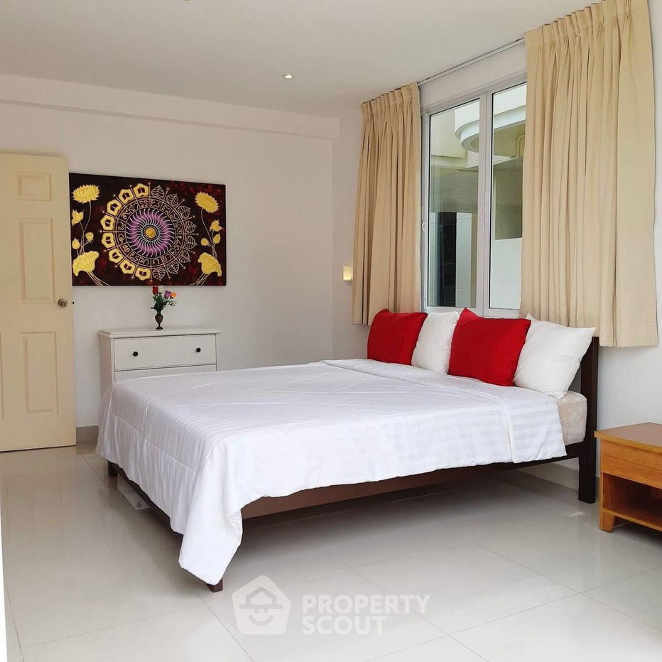 picture 4-BR Condo at Chom Talay Resort Condominium close to Pattaya (ID 1885768) - 5/30