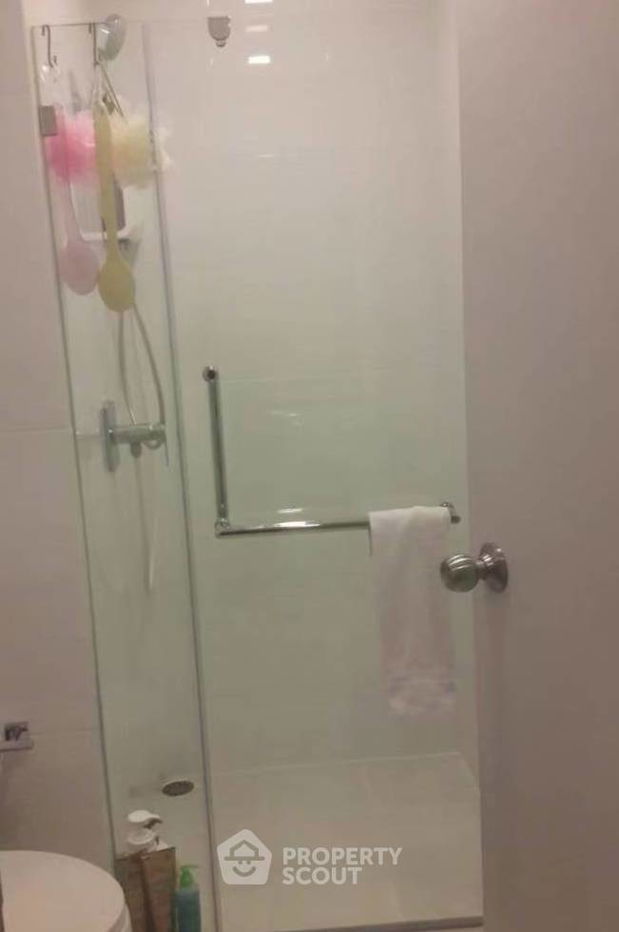 picture 1-BR Condo at Condolette Pixel Sathorn near MRT Khlong Toei (ID 1337574) - 5/8