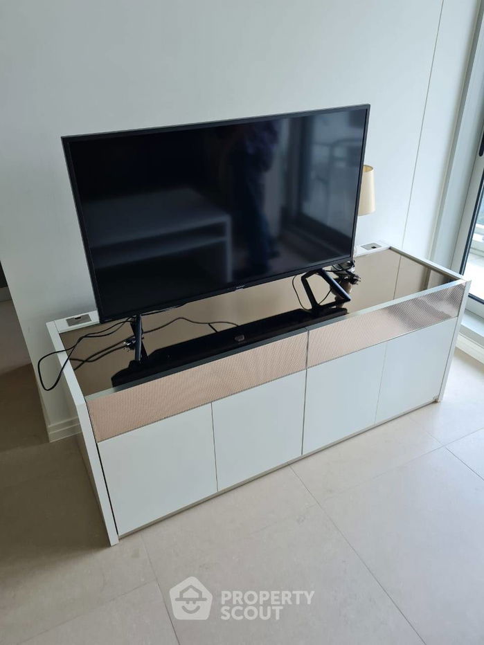 รูป คอนโด 1-ห้องนอน ที่ เดอะ ริเวอร์ คอนโดมิเนียม ใกล้ BTS สะพานตากสิน (ID 2094317) - รูปที่ 3/7