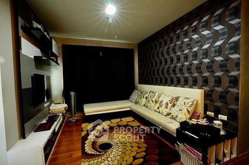 2-BR Condo at Hive Taksin near BTS Wongwian Yai (ID 1238973)