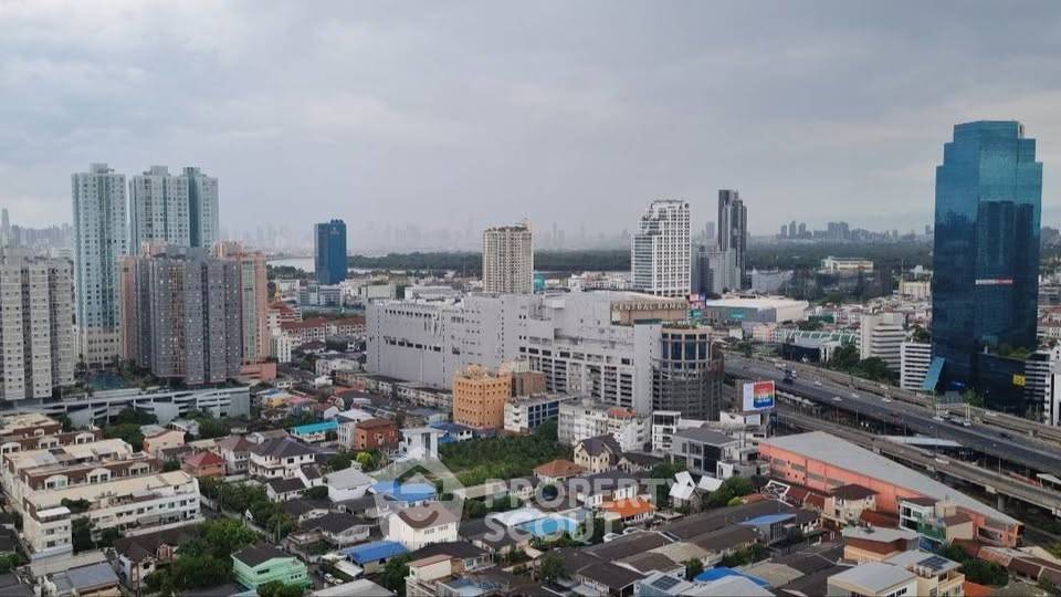 รูป คอนโด 3-ห้องนอน ที่ ลุมพินี เพลส รัชดา - สาธุ ใกล้ สาธุประดิษฐ์ (ID 2168795) - รูปที่ 18/29