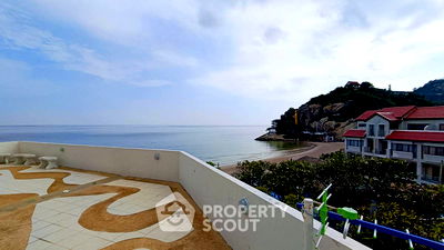 Condos for sale : 2-BR Condo at Hua Hin Sea View Paradise close to Khao Takiab beach (ID 1923039)