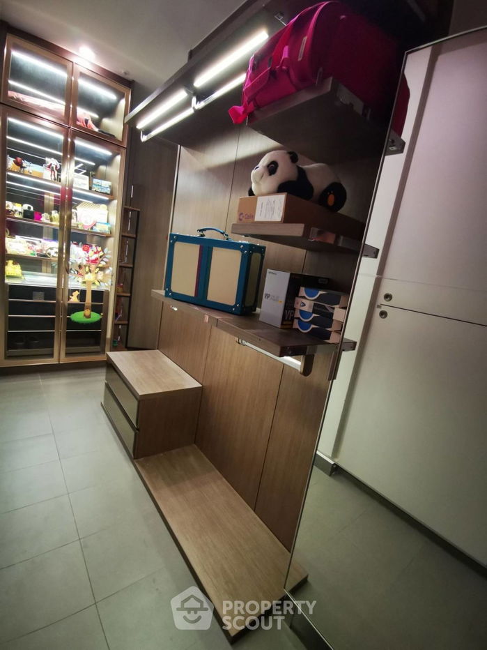 picture 2-BR Condo at Noble Ploenchit near BTS Phloen Chit (ID 748071) - 13/35