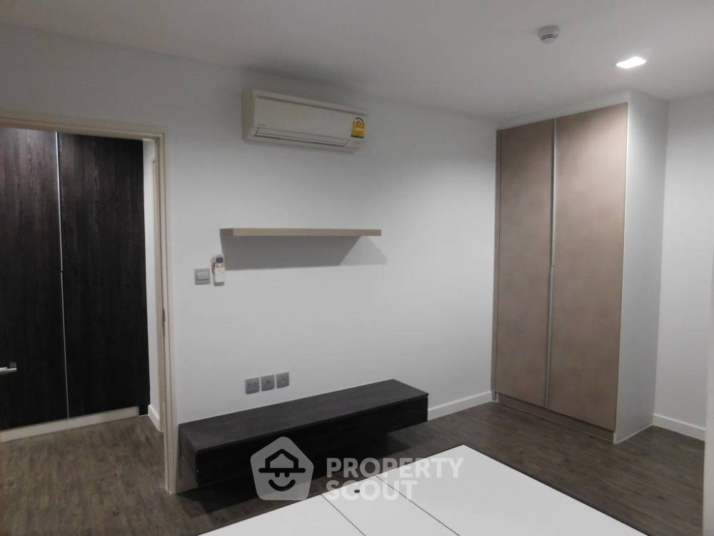 picture 2-BR Condo at B Campus Prachachuen close to Ngam Wong Wan (ID 1397568) - 9/15