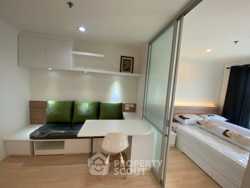 picture 1-BR Condo at Lumpini Ville Latphrao-Chokchai 4 in Saphan Song (ID 2181142) - 3/7