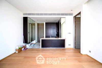 ขายคอนโด : คอนโด 1-ห้องนอน ที่ ศาลาแดง วัน ใกล้ MRT สีลม (ID 645832)