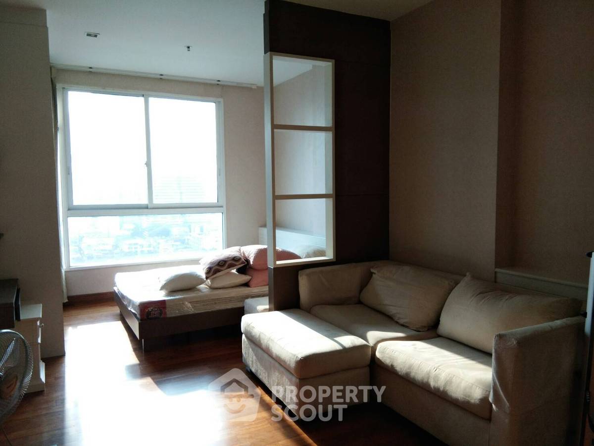 รูป คอนโด 1-ห้องนอน ที่ ไอวี่สาทร 10 ใกล้ BTS เซนต์หลุยส์ (ID 881685) - รูปที่ 1/6