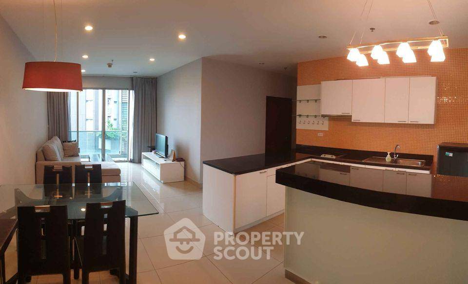 picture 2-BR Condo at The Star Estate @ Narathiwas Condominium in Chong Nonsi (ID 495142) - 7/10