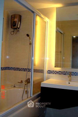 คอนโด BTS เซนต์หลุยส์ : คอนโด 1-ห้องนอน ที่ ไลฟ์ แอท สาทร 10 ใกล้ BTS เซนต์หลุยส์ (ID 300499)