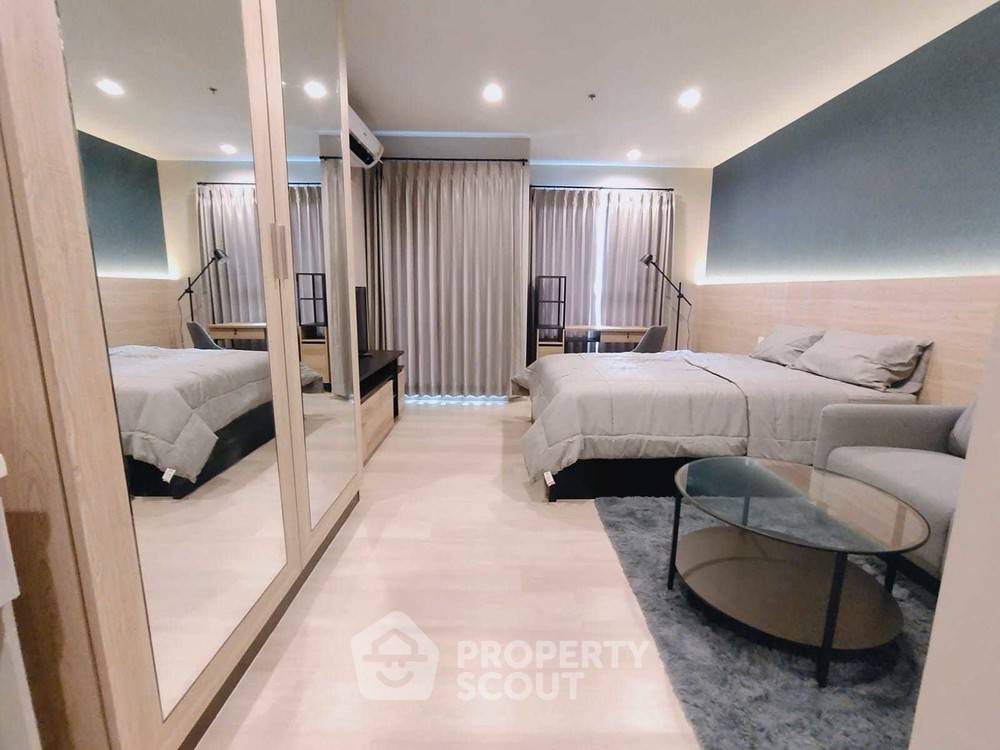 picture 1-BR Condo at Life One Wireless near BTS Phloen Chit (ID 372612) - 4/16