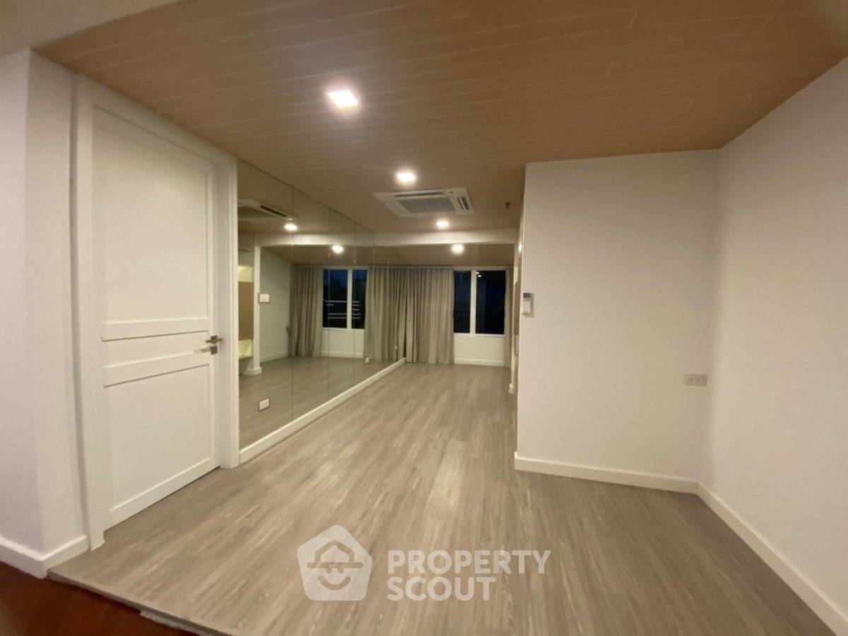 picture 6-BR Condo at Moon Tower Condominium near BTS Thong Lor (ID 924294) - 11/64
