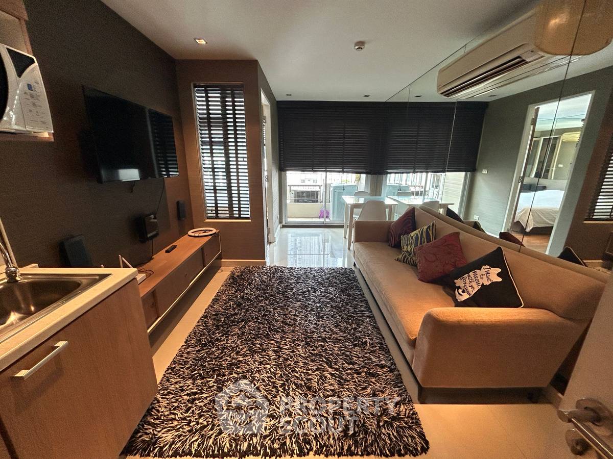 picture 1-BR Condo at The Clover Thonglor Residence near BTS Thong Lor (ID 1525737) - 3/11