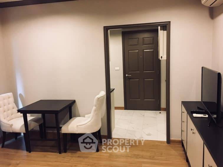 picture 1-BR Condo At The Reserve Kasemsan 3 Near BTS National Stadium (ID 1259089) - 4/10