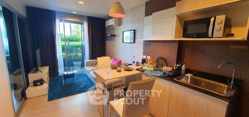 คอนโด 1-ห้องนอน ที่ ดิอามองต์ คอนโดมิเนียม ใน ฟ้าฮ่าม (ID 885809)