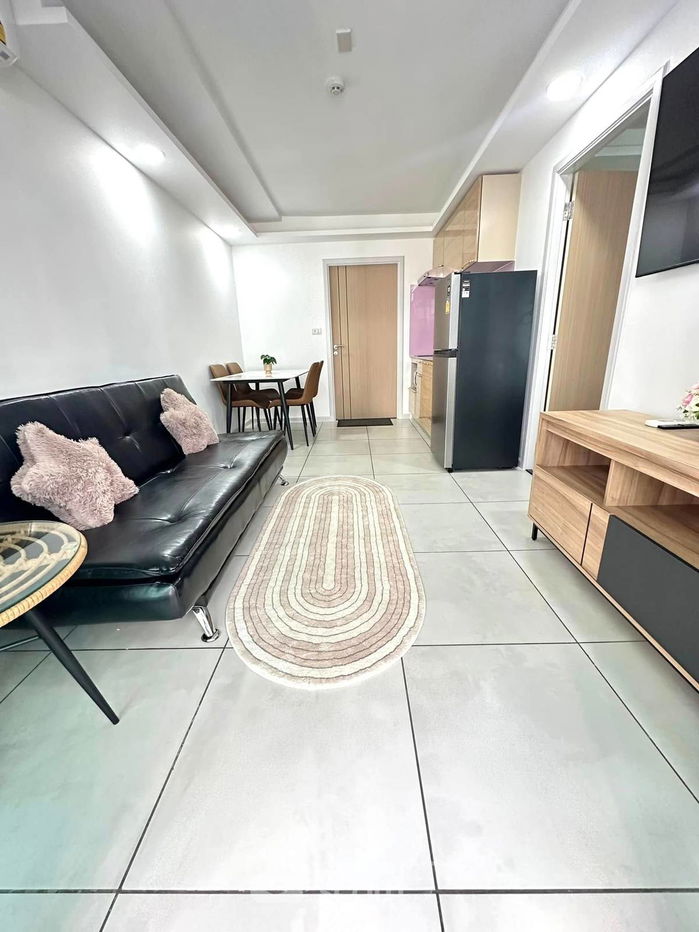 picture 1-BR Condo at Siam Oriental Tropical Garden close to Phratamnak (ID 2165080) - 1/5