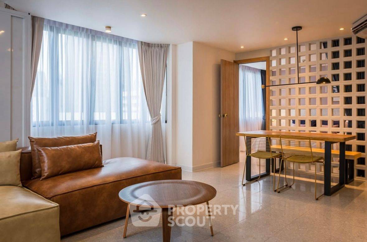 picture 2-BR Condo at Omni Tower near BTS Nana (ID 2084304) - 4/23