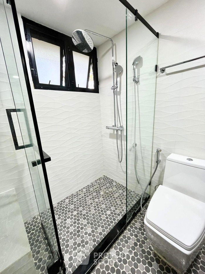 picture 2-BR Condo at Baan Chan Condominium close to Thong Lo (ID 2028265) - 10/15