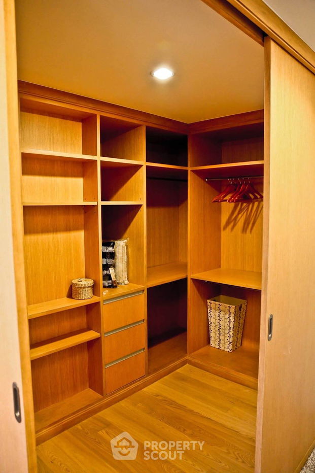 picture 2-BR Condo at Siamese Gioia near MRT Phetchaburi (ID 759652) - 8/13