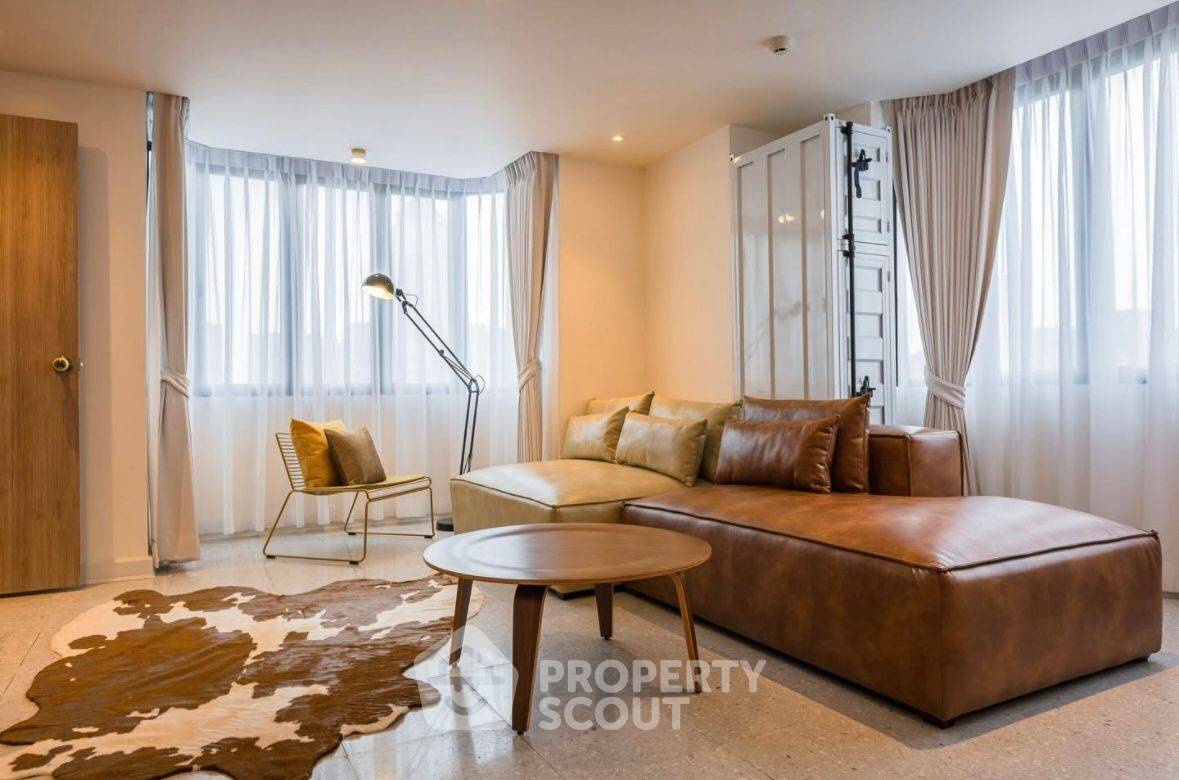 picture 2-BR Condo at Omni Tower near BTS Nana (ID 2084304) - 2/23
